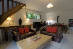 Comfortable Lounge Room with Satellite TV (UK), Loads of DVDs, Books and Games